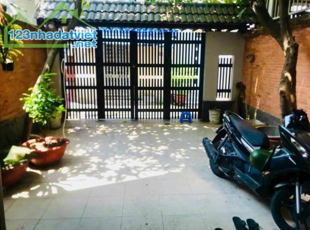 Bán GẤP nhà 3 lầu, 90.3m2 HXT Quang Trung. Gò Vấp. khu hiếm nhà bán - 3
