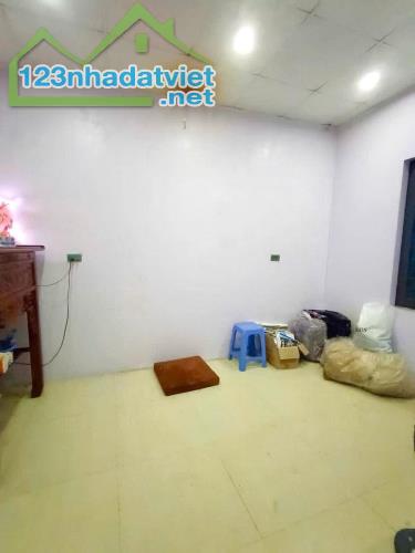 Bán Gấp - Văn Chương - Đống Đa - Dt :26m*5tầng *5mMT * bán 6,2 tỷ - 5
