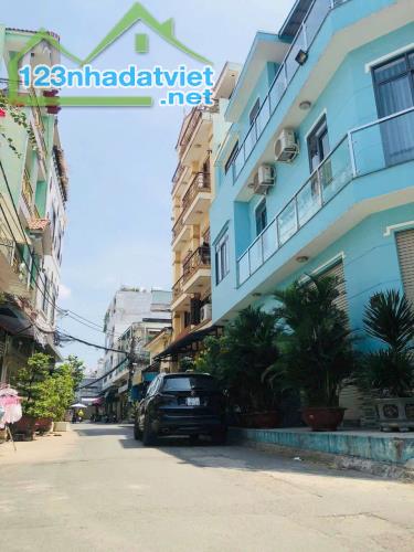 NHÀ ĐẸP 5 TẦNG-DT KHỦNG 7MX15M-KHU VIP PHAN HUY ÍCH P15 TÂN BÌNH-NỘI THẤT SANG TRỌNG