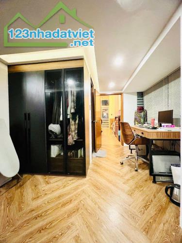 Bán Nhà HXT Thông Cộng Hòa, Víp Tân Bình, 80m2, 5 Tầng Đẹp Lung Linh, Nhỉnh 16 Tỷ TL. - 1