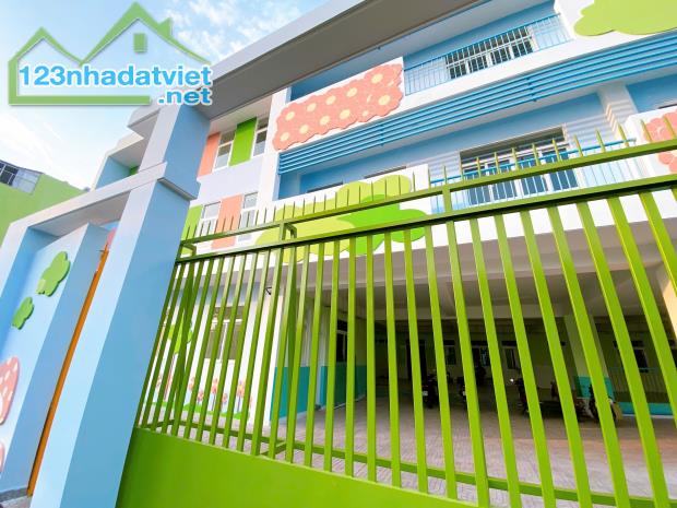 Bán nhà 5 tầng hẻm Lê Văn Sỹ, QUẬN 3, Giá 8.8 tỷ