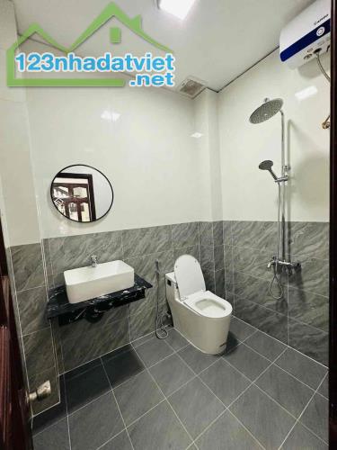 SỤP HẦM CĂN HOÀNG DIỆU BÁN THẤP HƠN ĐỊNH GIÁ NGÂN HÀNG. DT SIÊU TO, GIÁ NHO NHỎ.