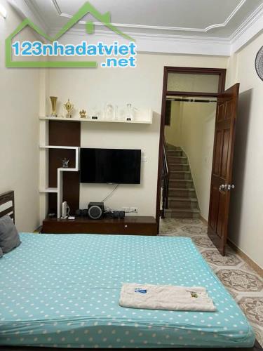 Cho thuê nhà ngõ kinh doanh phố Cầu Giấy 25m x 4 tầng, giá 14tr/tháng - 2