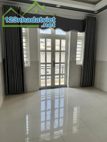 Bình Tân,Mặt tiền, Nhà 4 tầng 68m2 ,kinh doanh,ô tô, giá rẻ, khu vip - 3