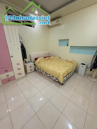 Bán nhà 4 tầng mặt ngõ gần ngã tư An Dương - 3