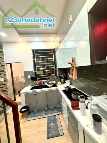 HẺM XE HƠI - KHU BIỆT THỰ BÙI MINH TRỰC P6 - Q8, 48M2 - 4 LẦU (4 * 12 ) GIÁ  11.5 TỈ