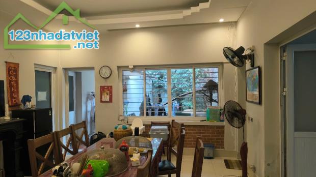 Bán Biệt Thự Phường Xuân La – Tây Hồ - 490m2 – 2 Mặt tiền – Sân Vườn Gara – 140 tỷ . - 1