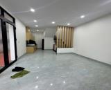 Gấp bán! 
Nhà KHÂM THIÊN, 30m2, 2 mặt thoáng, gần phố, chỉ 5.6 tỷ!