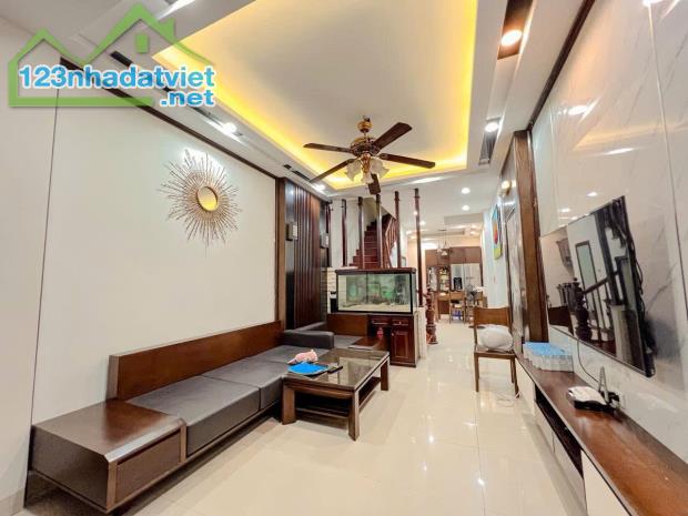 BÁN NHÀ KHÂM THIÊN – NHÀ ĐẸP 4 TẦNG Ở SƯỚNG – KHU DÂN TRÍ CAO – GIÁ 8,5 TỶ - 4