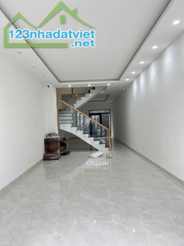 BÁN NHÀ MẶT TIỀN ĐƯỜNG KHU TÊN LỬA CÓ SẴN DÒNG TIỀN CHO THUÊ 23 TR THÁNG - 5