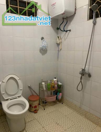 Bán nhà Lê Lai, Máy Tơ, Ngô Quyền, Hải Phòng. 2,5 tầng, 33m2, 2,25 tỷ. Ngang 4,2m, t2 - 2