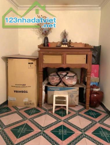 Bán nhà Lê Lai, Máy Tơ, Ngô Quyền, Hải Phòng. 2,5 tầng, 33m2, 2,25 tỷ. Ngang 4,2m, t2 - 1
