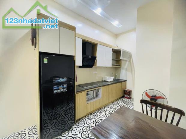 Bán nhà 4 tầng Tứ Liên, Tây Hồ, 40m2, tặng full nội thất, pháp lý chuẩn 8,05 tỷ - 4