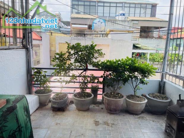 Bán nhà 4 tầng Tứ Liên, Tây Hồ, 40m2, tặng full nội thất, pháp lý chuẩn 8,05 tỷ