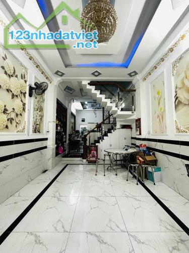 BÁN NHÀ 4 LẦU HIỆP THÀNH  -  HẺM XE HƠI - CHỦ TỰ XÂY TÂM HUYẾT - KIÊN CỐ  ❗(4*16) chỉ hơn - 5