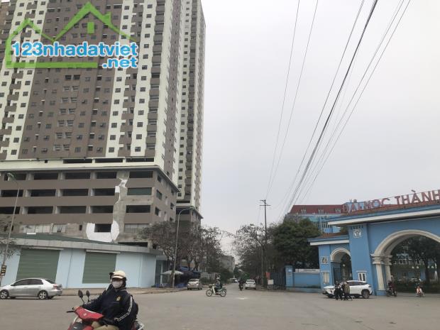 BÁN ĐẤT DỊCH VỤ LAI XÁ PHÂN LÔ 99.6m2-MT: 8,72m,KINH DOANH-NGÕ THÔNG-Ô TÔ ĐỖ. - 2
