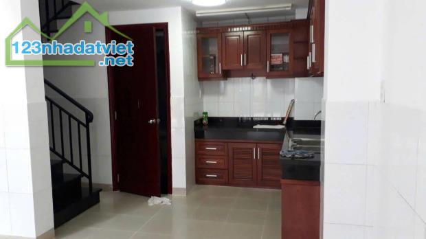 HXH Trần Văn Đang Quận 3,46m2,  5 tầng, dòng tiền 200tr/tháng Chỉ 8.6 tỷ, - 3