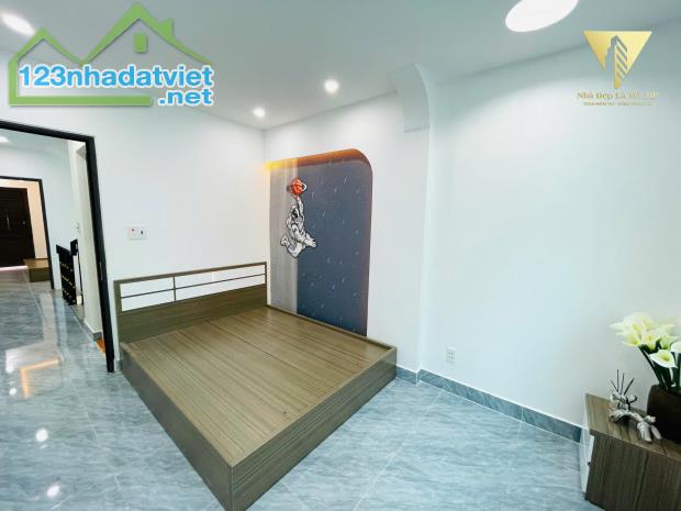 siêu phẩm 40mx 3 tầng thiên lôi. Giá rẻ - 4