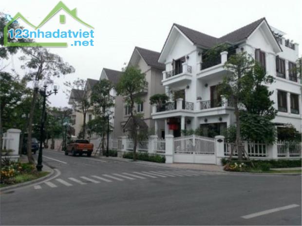 Chuyển nhượng Biệt Thự căn góc Dt 125m2 đường Tố Hữu- Lương thế vinh - Trung văn  Mặt