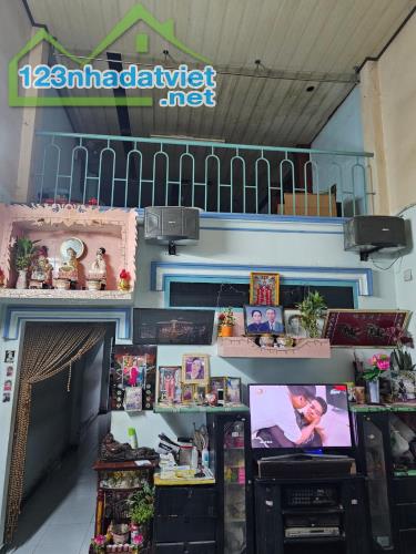 NHÀ GIÁ RẺ QUẬN 7. HXH.Đ: PHẠM HỮU LẦU. KẾ PHÚ MỸ HƯNG. DT: 100 M2. 2 TẦNG. CHỈ 7.5 TỶ. - 1