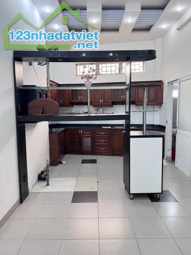 DÒNG TIỀN 40TR/TH - NGAY TT QUẬN 3 - 4 TẦNG - 8PN LỚN - CÔNG NHẬN ĐỦ CHÍNH CHỦ - CÁCH - 2