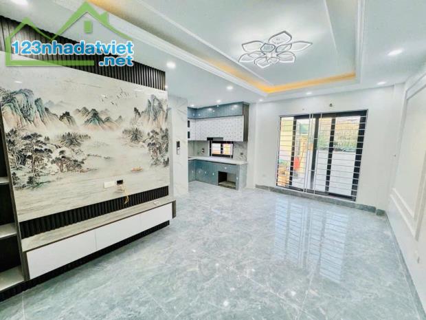 BÙI XƯỚNG TRẠCH - 6 TẦNG - THANG MÁY- DT 38M - MT 5,7M - 8,65TỶ.