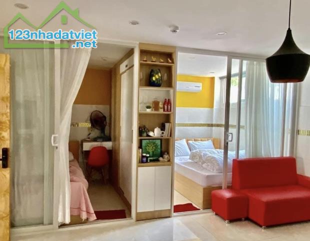 TÒA APARTMENT 6 TẦNG THANG MÁY - 11 PHÒNG KHÉP KÍN - DOANH THU KHỦNG - 100M RA VÕ VĂN KIỆT - 3