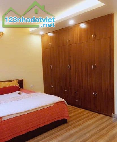 Nhà  đẹp gần ngõ ô tô tránh, 5 tầng 30m2  ful nội thất giá hơn 4 tỷ. - 2