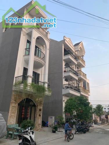 LÊ THỊ RIÊNG Q12- ĐƯỜNG 10M - SIÊU PHẨM SANG CHẢNH- KHU DÂN CƯ ĐỒNG BỘ - GẦN TRƯỜNG HỌC - - 1