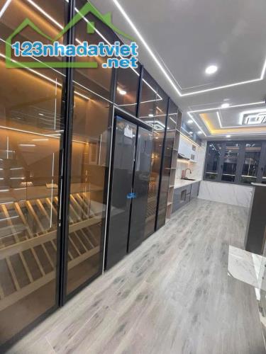 LÊ THỊ RIÊNG Q12- ĐƯỜNG 10M - SIÊU PHẨM SANG CHẢNH- KHU DÂN CƯ ĐỒNG BỘ - GẦN TRƯỜNG HỌC - - 4