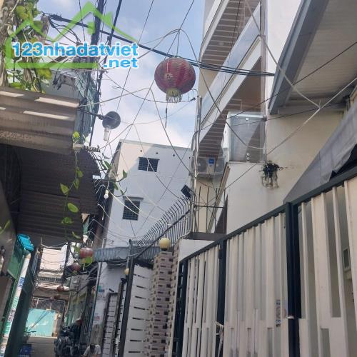 BÁN NHÀ MỚI, VỊ TRÍ ĐẸP, 2 TẦNG NGAY TẠI ĐƯỜNG TÂN THỚI NHẤT 11, TÂN THỚI NHẤT, QUẬN 12 - 4