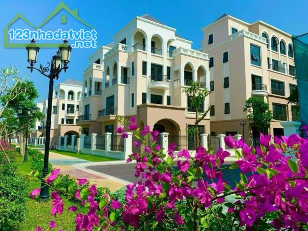 (LÔ GÓC) Bán biệt thự Vinhomes Wonder City Đan Phượng HD20 02 lô góc 144mx4T MT 18m 35 tỷ