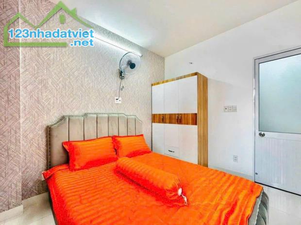 Bán nhà hẻm 3m thông đường Nguyễn Tư Giản, P.12, 3,2 x 10, 2 tầng giá 3.63 tỷ tl - 3