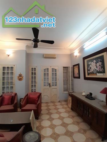 BÁN NHÀ TỨ LIÊN - 100m2 - 4 TẦNG - MẶT TIỀN 5M - GẦN PHỐ - VỊ TRÍ ĐẸP - HIẾM - 19.5 TỶ - 1