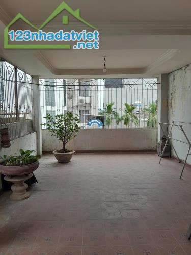 BÁN NHÀ TỨ LIÊN - 100m2 - 4 TẦNG - MẶT TIỀN 5M - GẦN PHỐ - VỊ TRÍ ĐẸP - HIẾM - 19.5 TỶ - 2