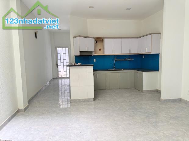 Chỉ 27 Tỷ Sở Hữu Nhà 1 Trệt 2 Lầu MT Đường Số 3 Ngay Chợ Đo Đạc,Q2 DT:96m2(4,8mx20m) - 2