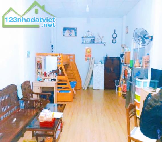 Bán nhà QUẬN 3, hẻm Lê Văn Sỹ, Giá 11.5 tỷ, Diện tích Khủng 8 x 10 m - 1