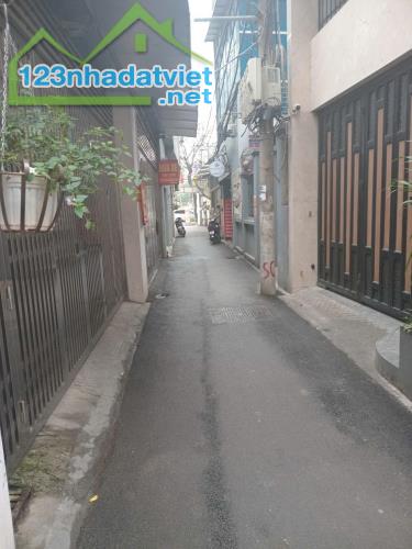 BÁN NHÀ ĐỂ ĐẦU TƯ HIỆU QUẢ TẠI TRUNG TÂM QUẬN TÂY HỒ, GẦN CHỢ, XIÊU THỊ, HỒ TÂY, TRƯỜNG HỌ