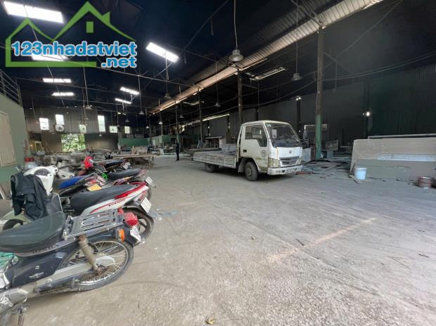 Cho thuê kho xưởng 1200m tại Thượng Cát, Bắc Từ Liêm, Hà Nội. cao 8m xe container đỗ cửa - 2