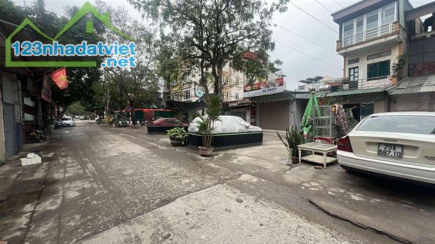 DIỆN TÍCH 60M - Ô TÔ VÀO NHÀ - PHỐ TÂN MAI - GẦN LOUIS CITY - 2