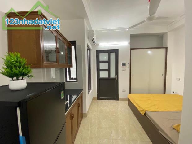 TÒA CHDV ĐỒNG ĐA 55M2 7 TẦNG 12PKK DÒNG TIỀN 700TR/NĂM GIÁ CHỈ HƠN 10 TỶ - 4