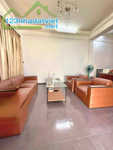 Bán Nhà Mặt Tiền Nguyễn Cảnh Dị, 190m2, 10 X 19, 3 Tầng, Chỉ 29 Tỷ, Phường 4, Tân Bình - 1