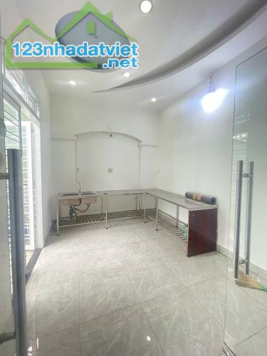 + 👉 SỐC SIÊU PHẨM GẤP GẤP BÁN NHÀ Đ SỐ 6 BHHB BÌNH TÂN 8*12m 2L NHỈNH 6x T - 3