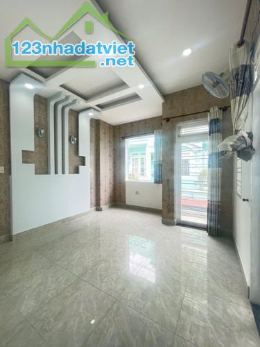 + 👉 SỐC SIÊU PHẨM GẤP GẤP BÁN NHÀ Đ SỐ 6 BHHB BÌNH TÂN 8*12m 2L NHỈNH 6x T - 1