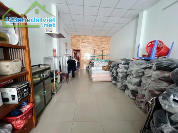💯💯 CHỦ XOẮN GIẢM THÊM 300tr   🔥NHÀ 2 TẦNG – MẶT TIỀN CHỢ VẢI PHÚ THỌ HOÀ  72M2 - 2