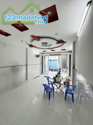 NHÀ ĐẸP HẺM XE HƠI LÊ TẤN BÊ, BÌNH TÂN, VUÔNG VỨC 100M2, GIÁ TỐT