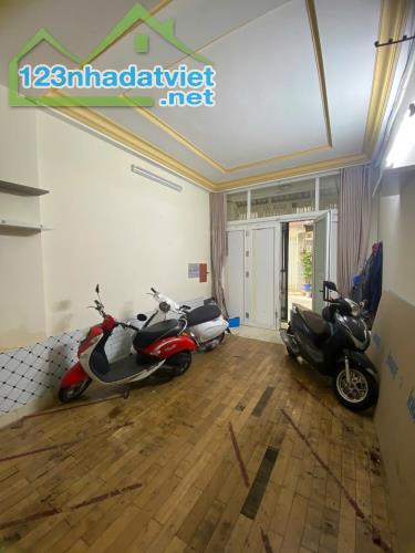 NHÀ HẺM XE HƠI 7M HUỲNH VĂN BÁNH 50M2, 4 TẦNG, 7PN, ĐANG CHO THUÊ 40 TRIỆU/ THÁNG, HƠN11TỶ - 1