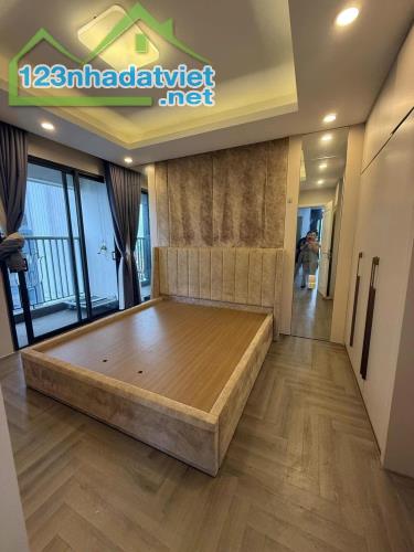 BÁN NHÀ 7 TẦNG 40M2 - NGÕ 89 LẠC LONG QUÂN, TÂY HỒ - GIÁ 13.6 TỶ - 4