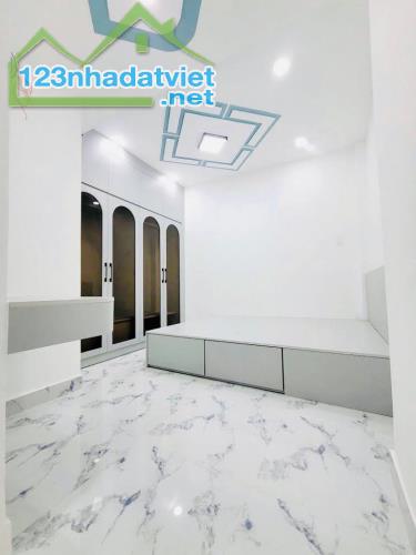 Bán nhà Gò Vấp, đường Lê Quang Định, nhà mới ở ngay, 50M²- 3 phòng ngủ, giáp Bình Thạnh - 3