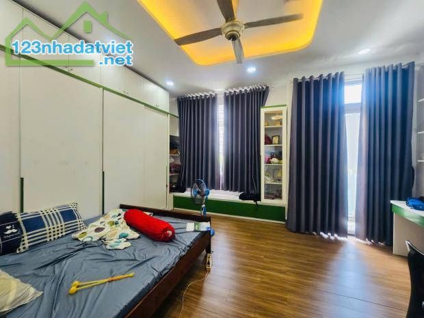 Nhà phố hiện đại, 56m², ngang rộng 5,3m, 1 trệt 2 lầu, Lê Văn Việt, gần Ngã tư Thủ Đức, gi - 4